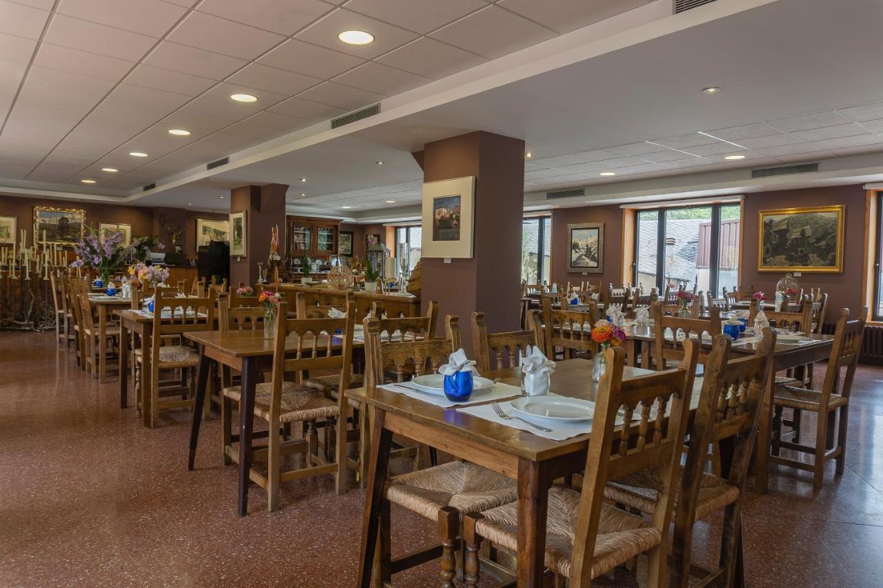 Hotel Cardos Ribera de Cardos Bagian luar foto