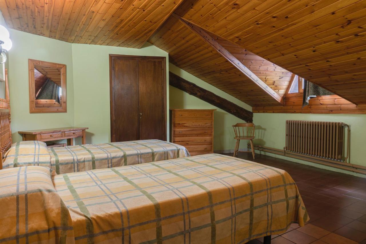 Hotel Cardos Ribera de Cardos Bagian luar foto