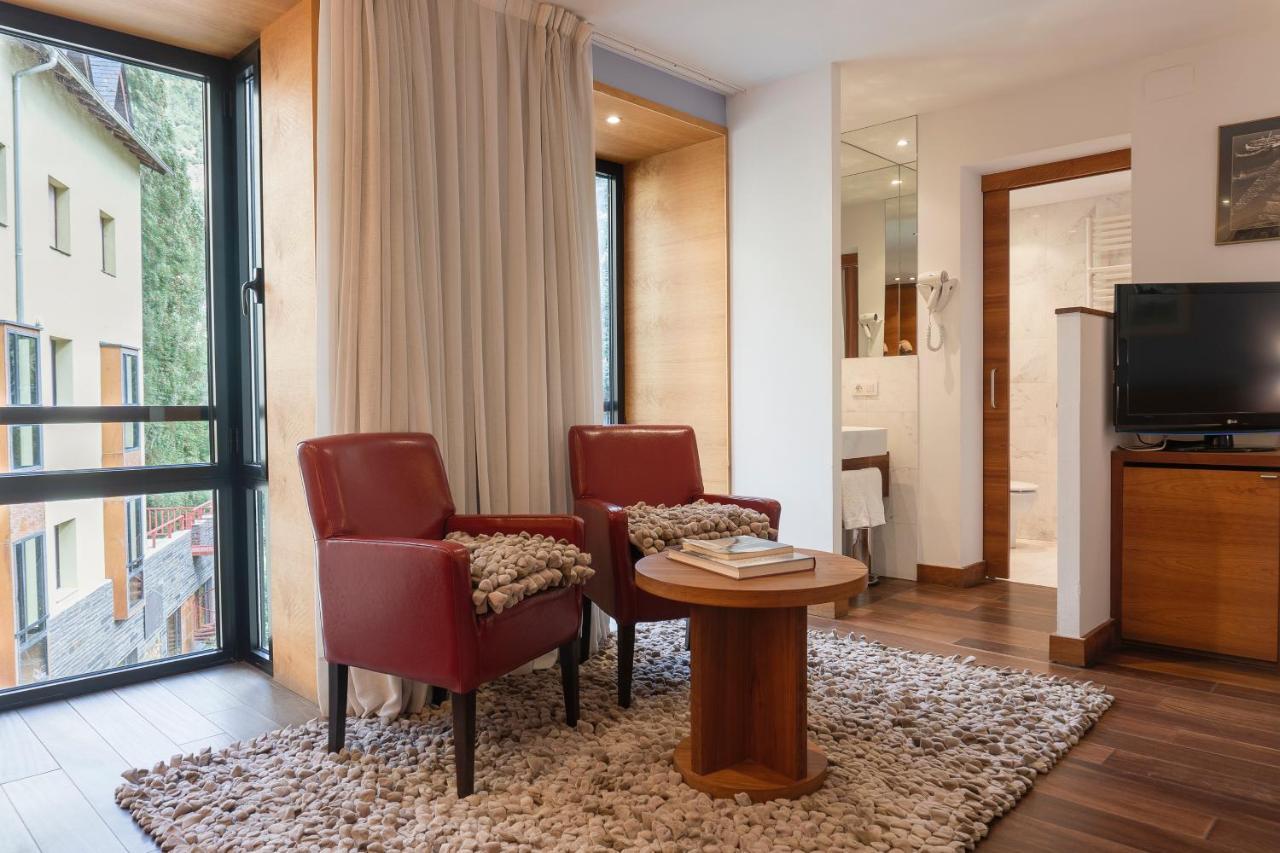 Hotel Cardos Ribera de Cardos Bagian luar foto
